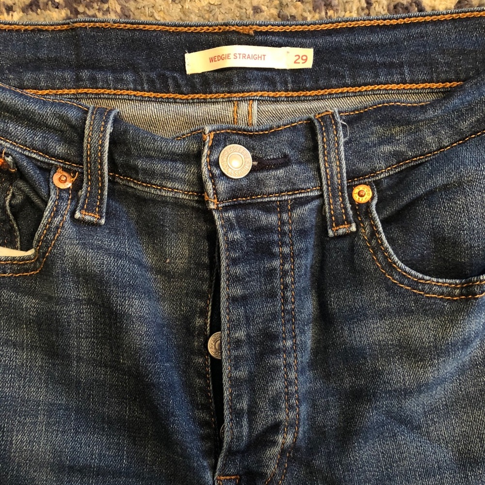 Levi’s Wedgie Straight